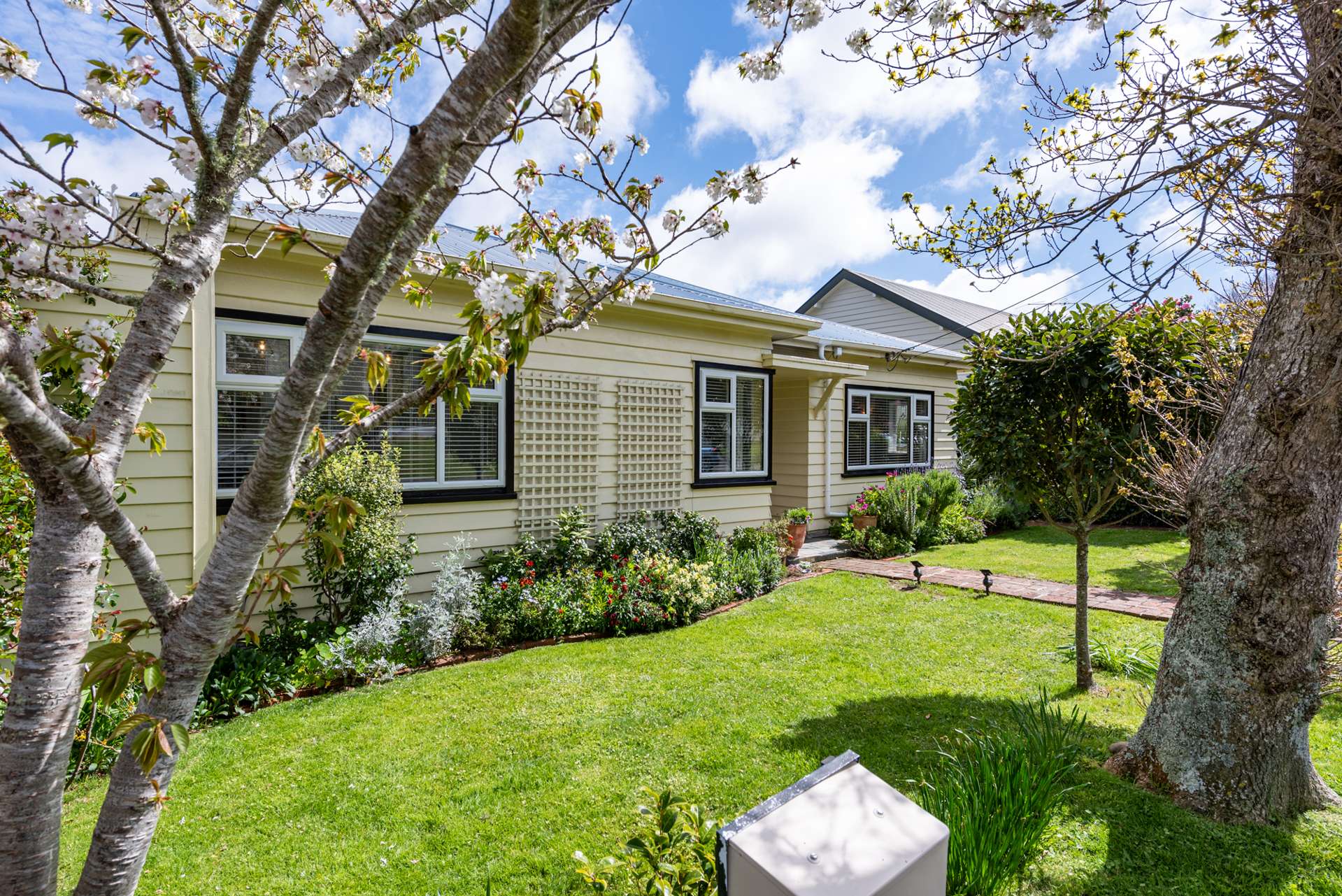 8 Shirley Street Karori_0