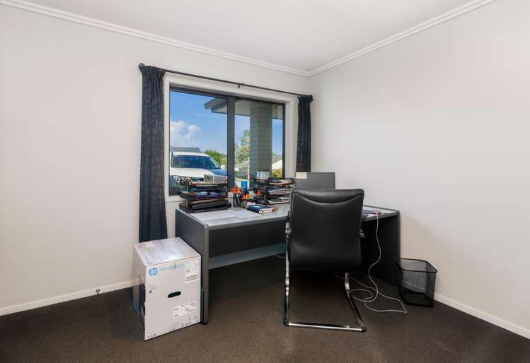 128 Iles Road Lynmore_16