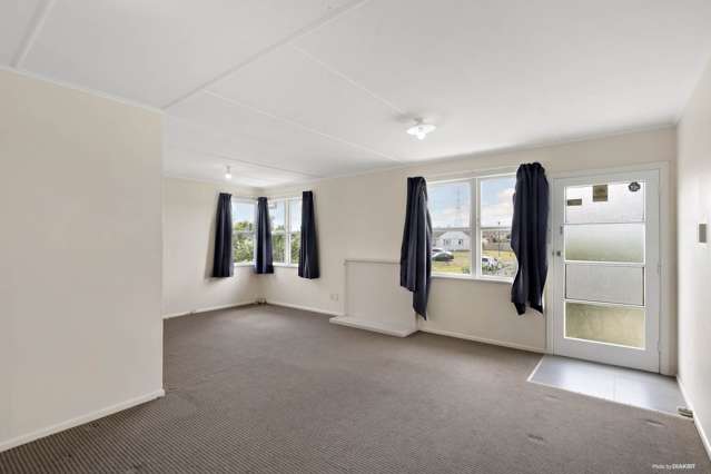 47 Cooper Crescent Otara_3