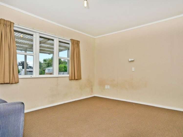 2 Snead Place Hamilton East_23