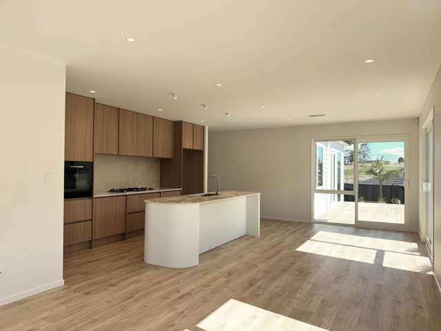 45 Tipu Crescent Milldale_4