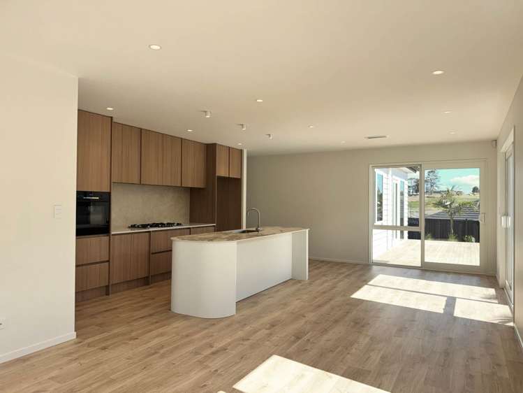 45 Tipu Crescent Milldale_3