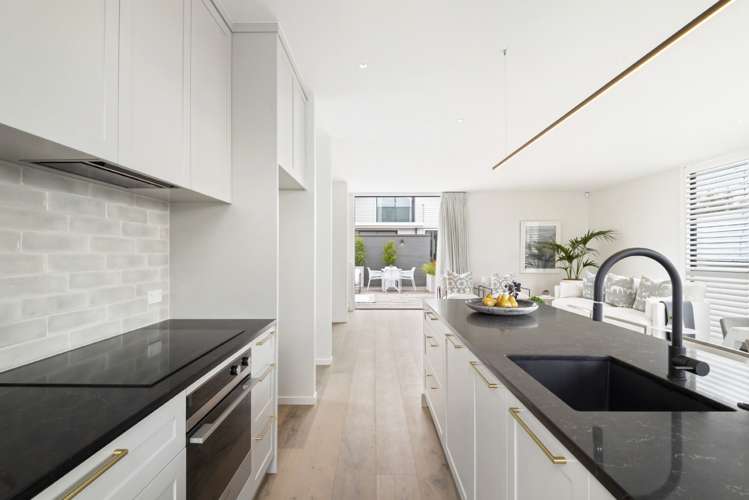 64A Curran Street 1685_1