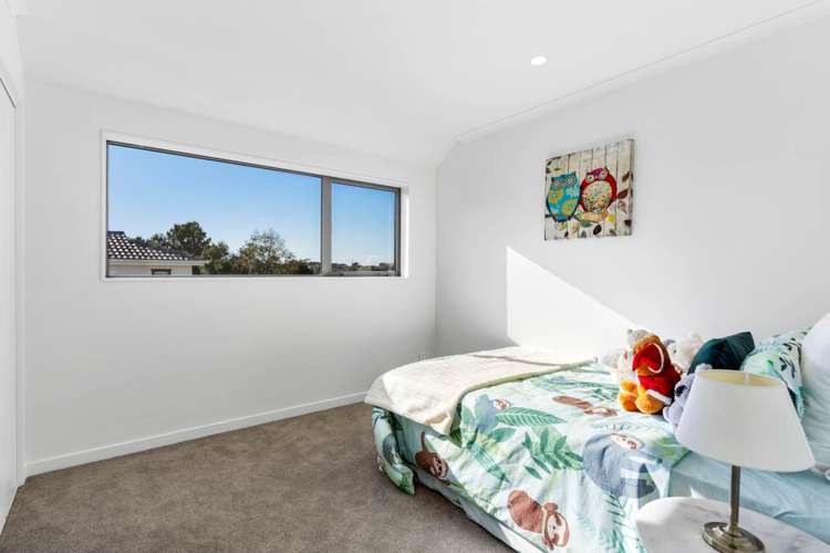 6/11 Celeste Place Totara Vale_10