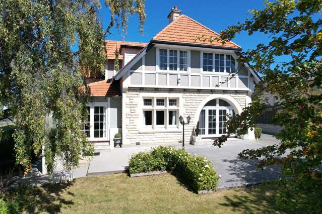 A LASTING LEGACY WITH AMAZING SPACE & VIEWS