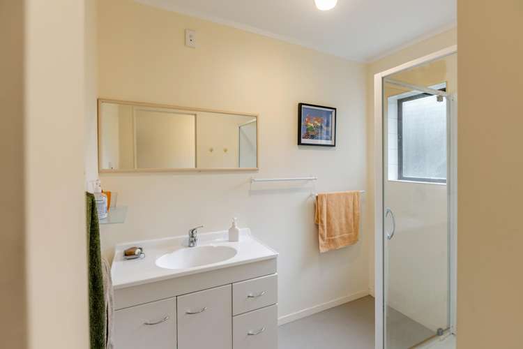12 Ara Kuaka Waikanae Beach_23
