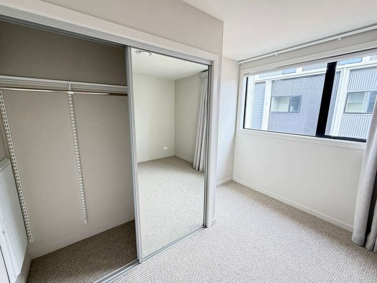 16/4 Campbell Street Karori_21