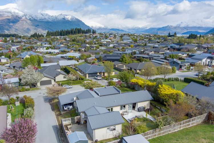 88 Rob Roy Lane Wanaka_17