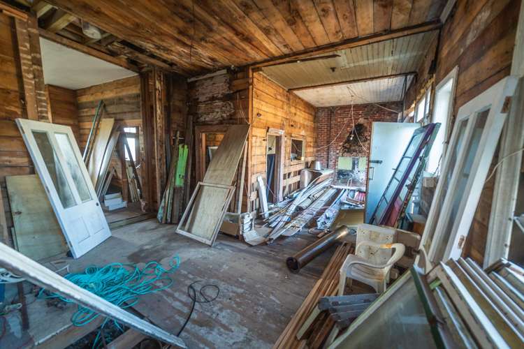 12 Gore Street Bluff_11