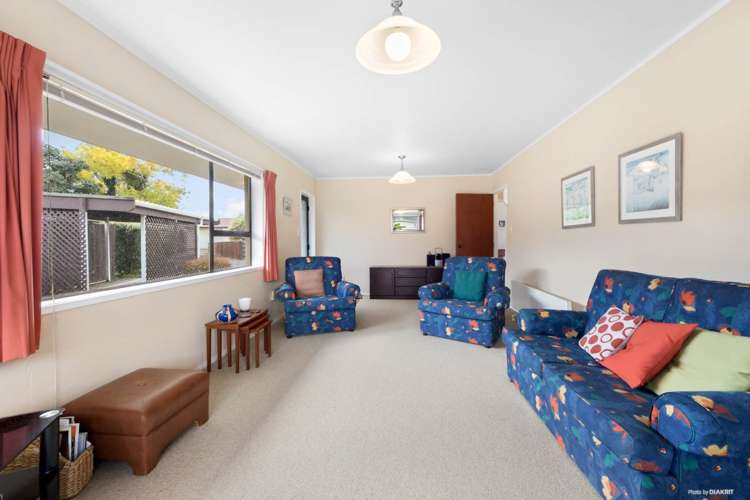 1/9 Annette Avenue Te Atatu South_5