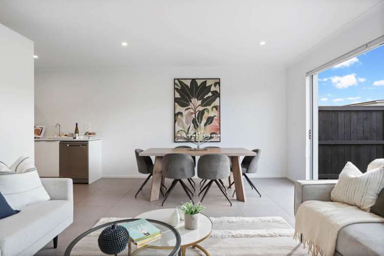 40 Vincent Mcgrath Crescent Swanson_5