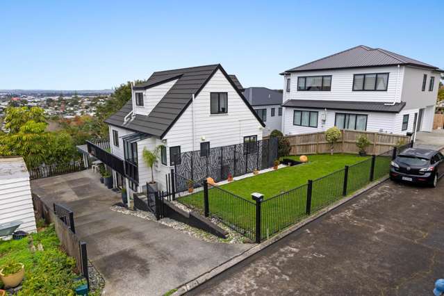 3 Story, Views, Location, What Else Could You Want