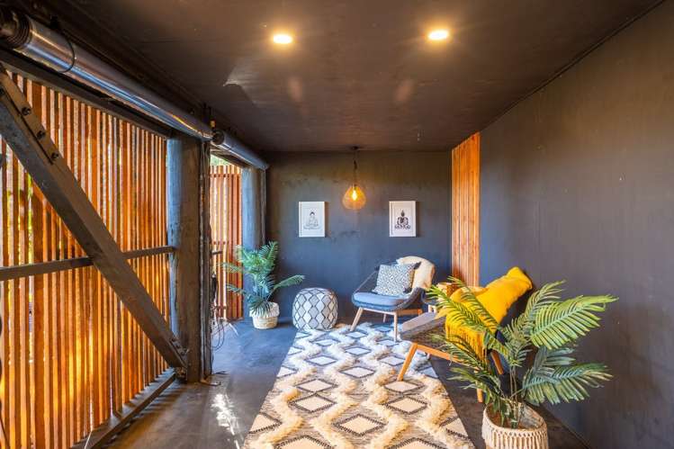 8 Seafield Terrace Glenduan_18