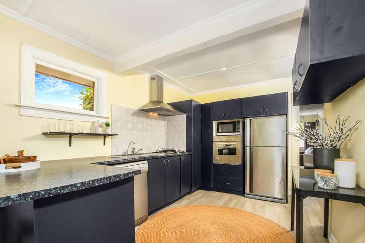 411 Kaikorai Valley Road Bradford_8