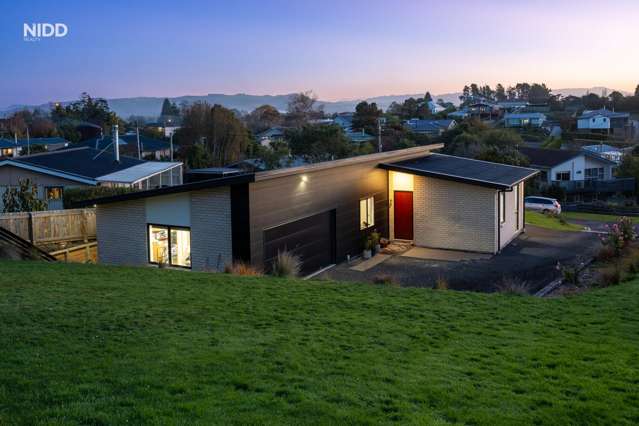 Ready to move in & enjoy!