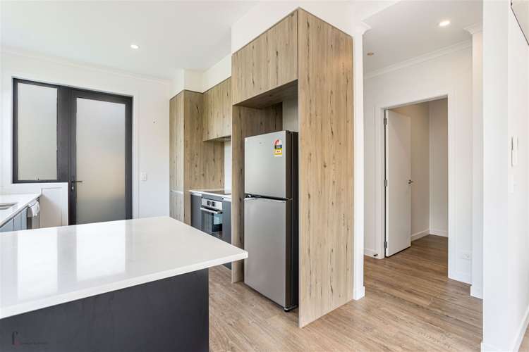 7 Frank Gill Road Hobsonville_11