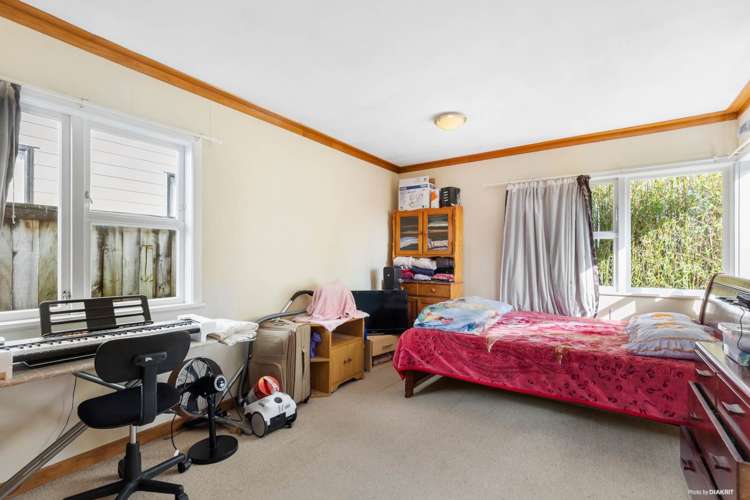 14 Albert Road Kelston_7