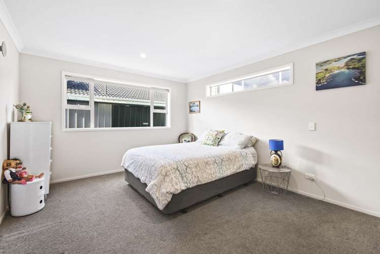 11 Laurie Street Red Beach_12