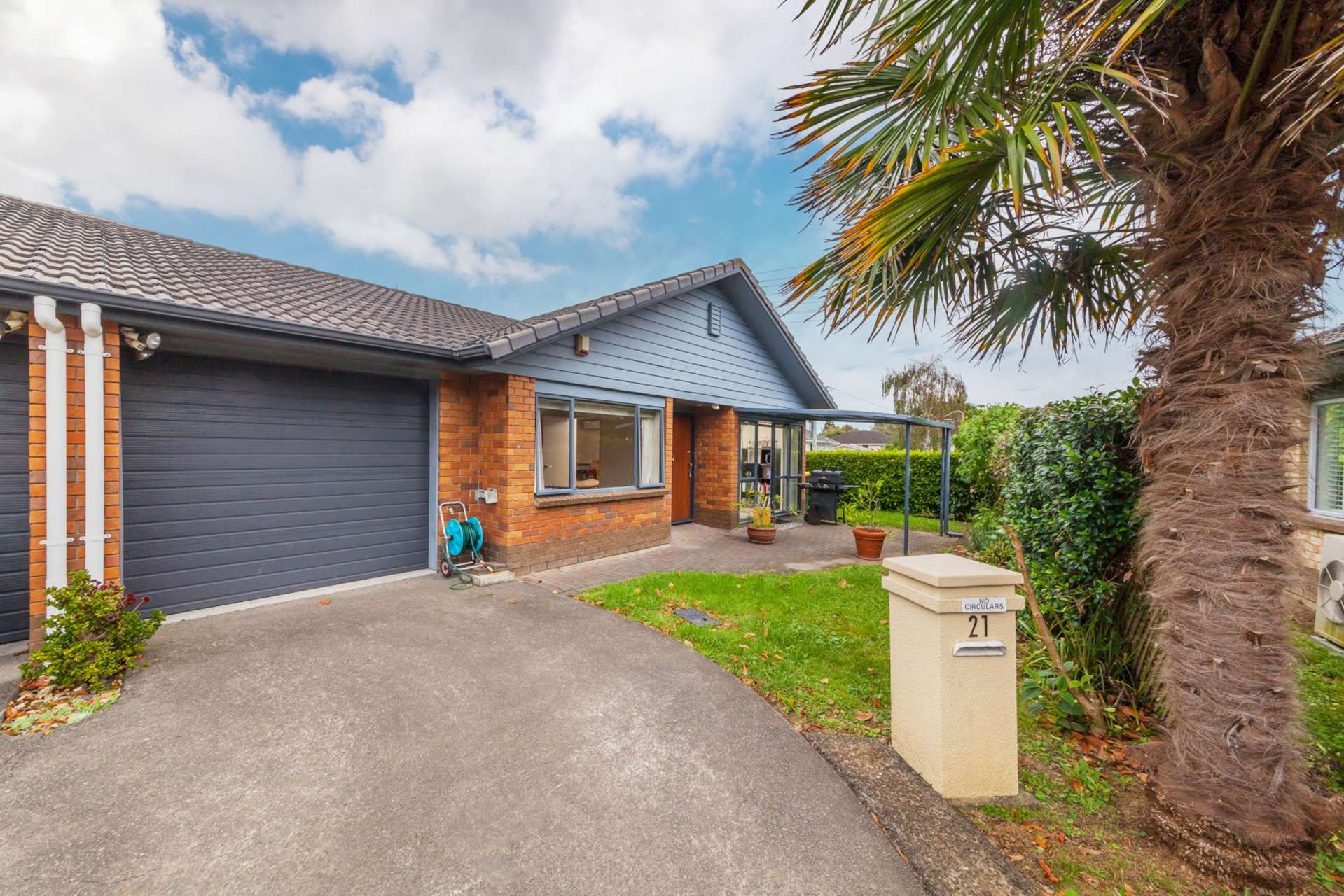 21/1 Piriti Drive Te Atatu Peninsula_0