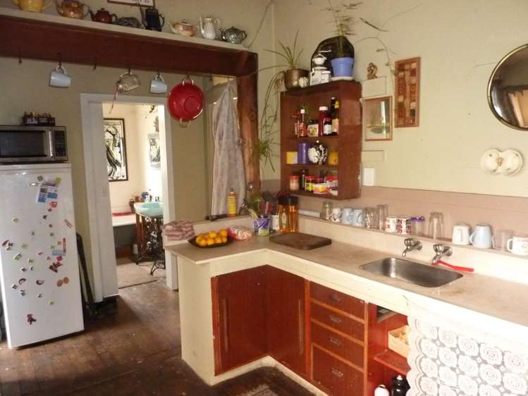 6 Newcastle Street Waimangaroa_7