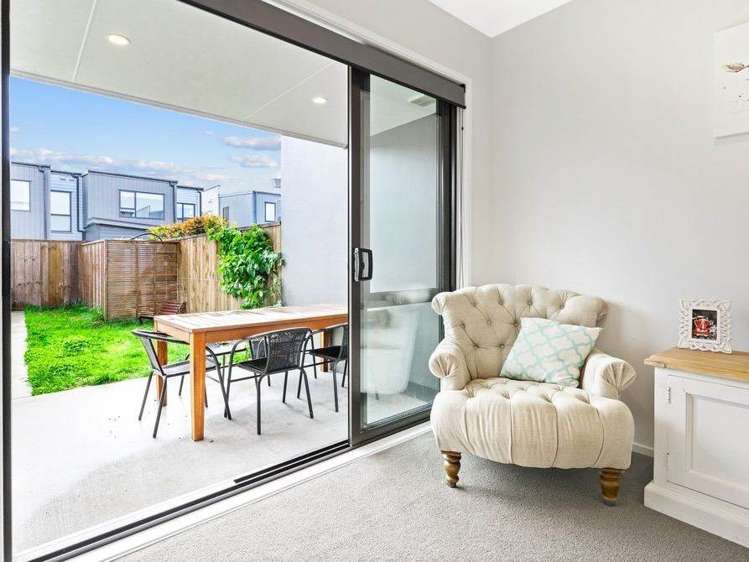 17 Ian Morrison Road Hobsonville_6