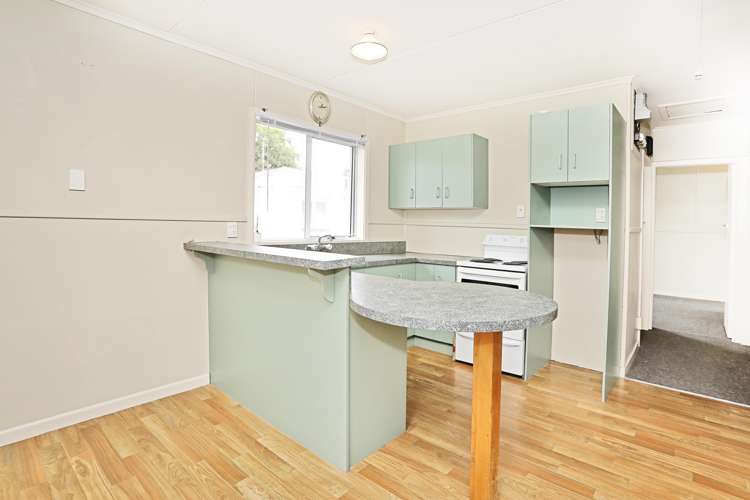 2/91 Lewis Street Gladstone_9