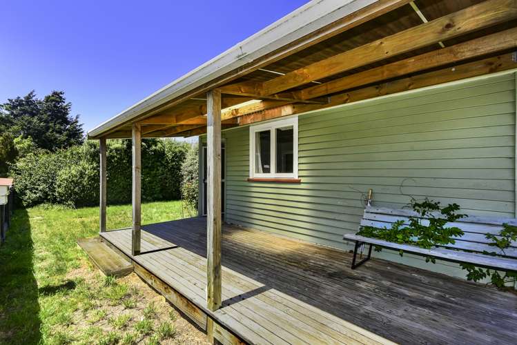 5 North Terrace Darfield_5