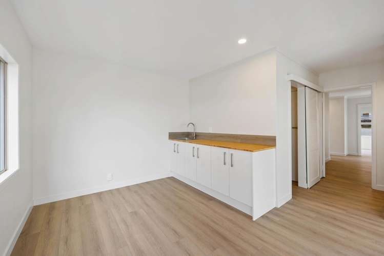 77 Macleans Road Bucklands Beach_23