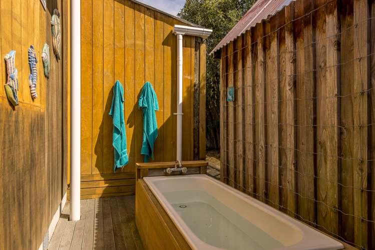 6 Chamberlain Avenue Amberley_15