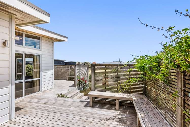 9 Via Aroha Waitarere Beach_12