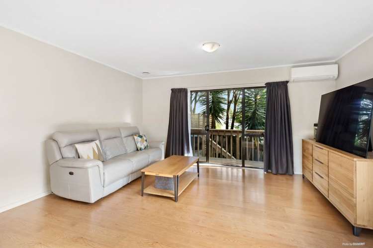 2/65 Eskdale Road Birkdale_2