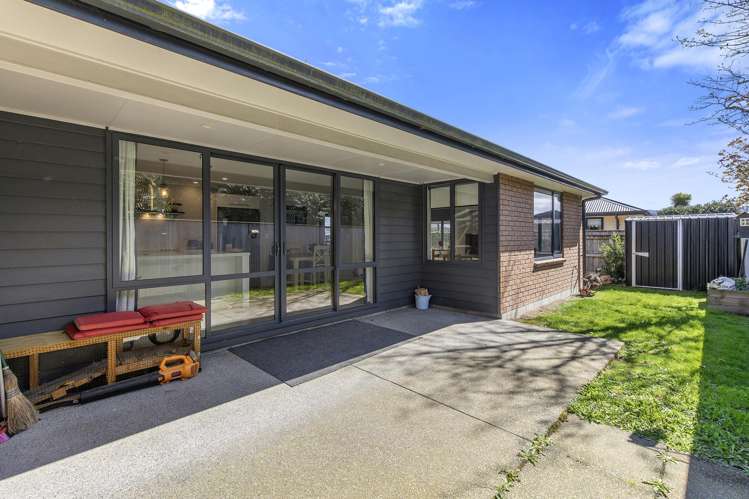 5 Angus Place Carterton_17