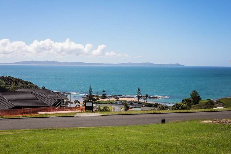 42 Dudley Crescent Cable Bay_11