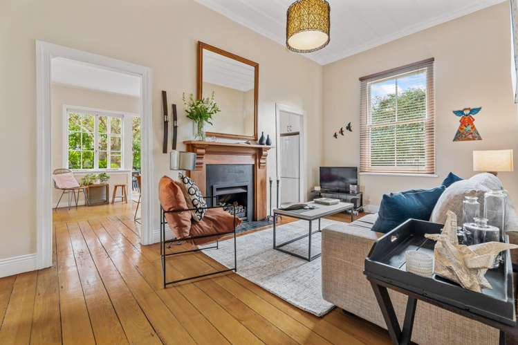 24 Royal Terrace Sandringham_2