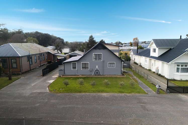 14 Bridge Street Tuatapere_28