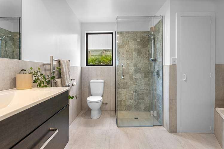 10 Glendevere Terrace Redcliffs_24