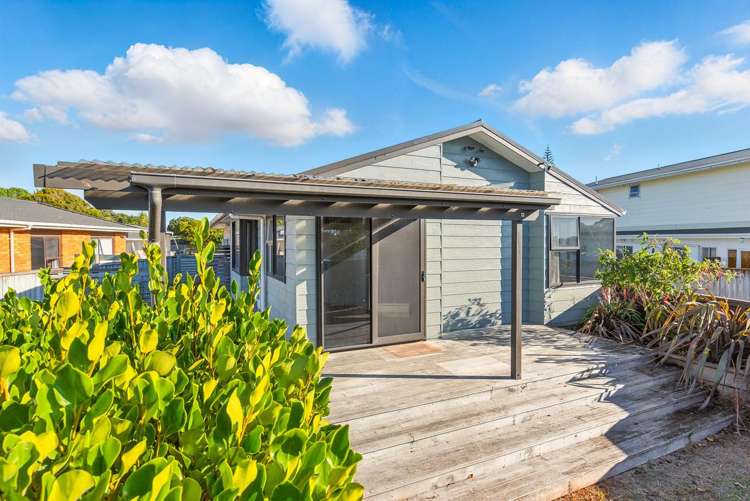 30 Eruini Street Waikanae Beach_28