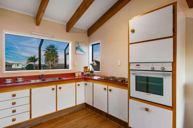 5 Seagrove Road West Harbour_8