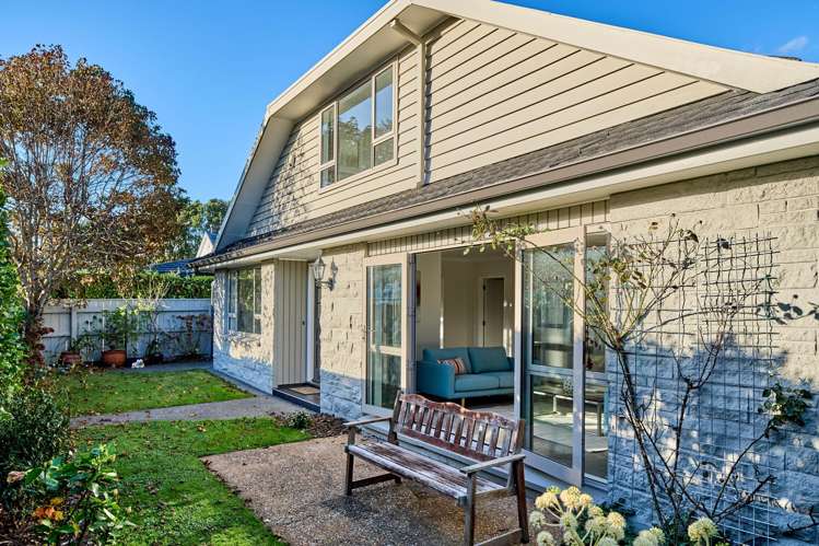 1/6 Cornwall Street Lower Hutt_19