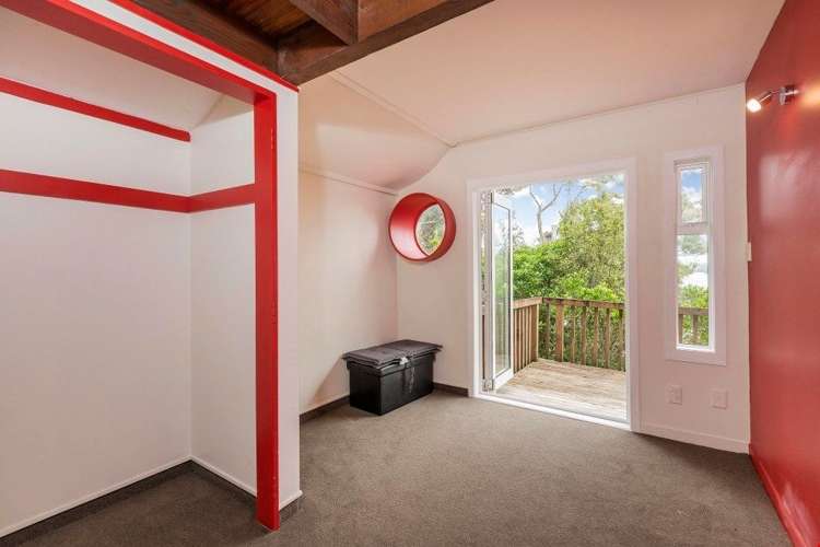 28 Oruamo Place Beach Haven_17