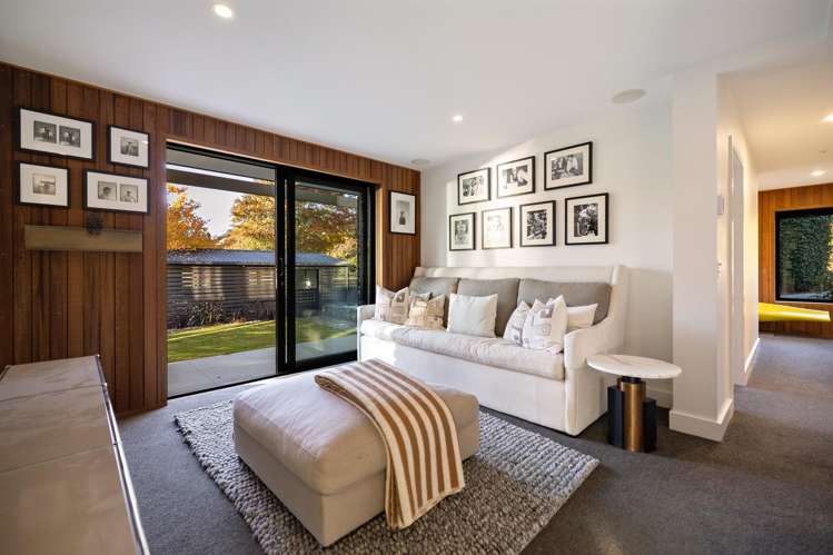 27 Arrowtown-Lake Hayes Road Lake Hayes_11