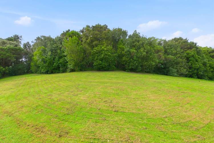 21 Bathurst Crescent Pyes Pa_24