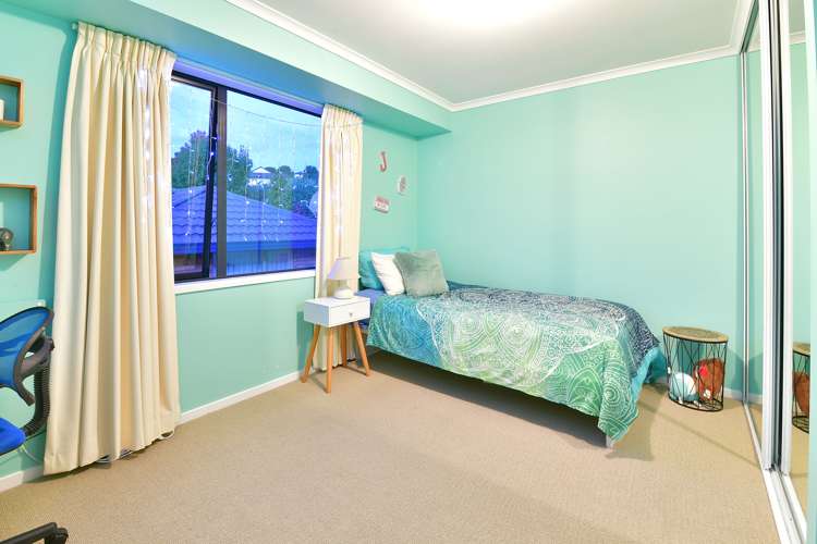 11 Roberta Crescent Orewa_17