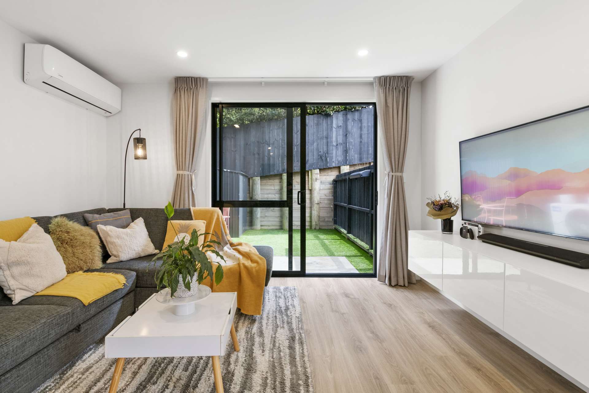 3/37 Camelot Place Glenfield_0