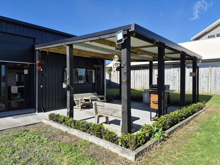 11 Koromiko Drive_4
