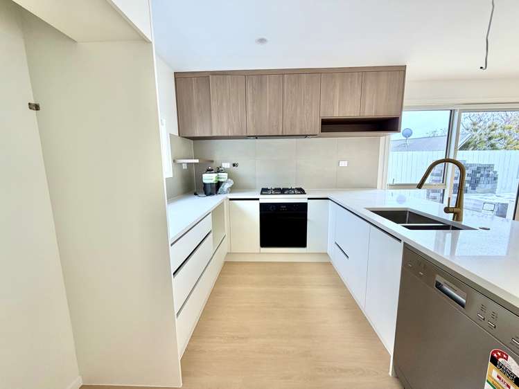 12 Edgar Pearce Place Howick_16