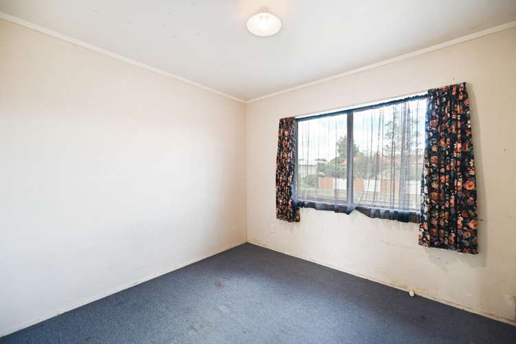 12 Lloyd Drive Nawton_15