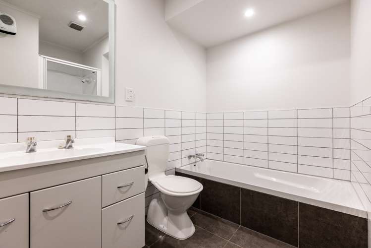 8 Merton Crescent Pirimai_5