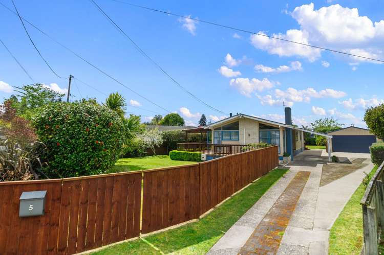 5 Gifford Place Utuhina_17