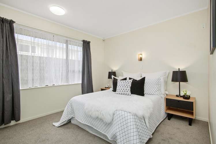 10 Earlston Grove Avalon_15